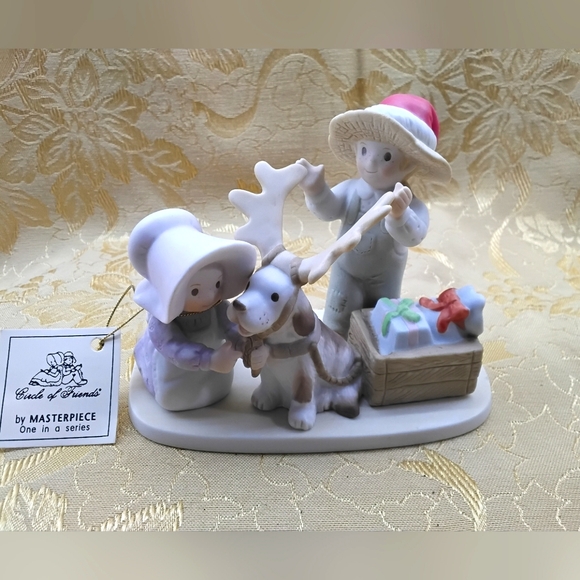 Homco Circle of Friends by Masterpiece Santa's Helper - Picture 1 of 8